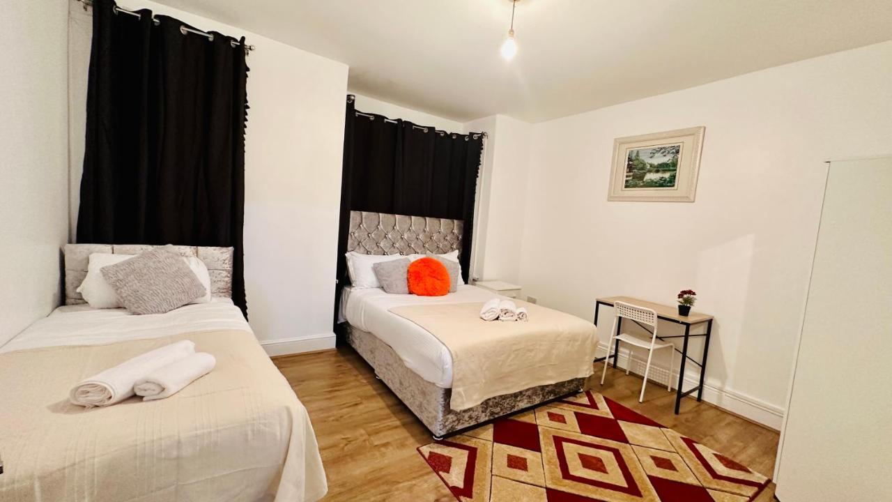 City Lodge Excel Londen Buitenkant foto