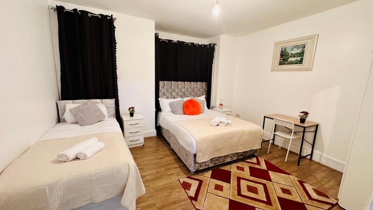 City Lodge Excel Londen Buitenkant foto
